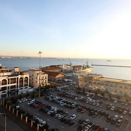 Cloud9-skg Διαμέρισμα